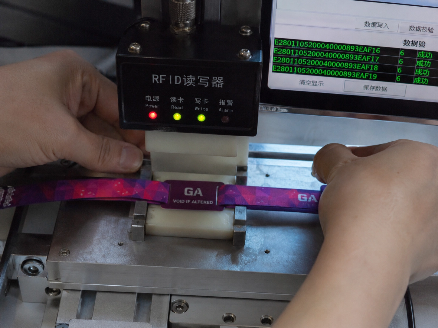 Bracelets en tissu RFID : un guide d'approvisionnement 2026 pour les événemen...
